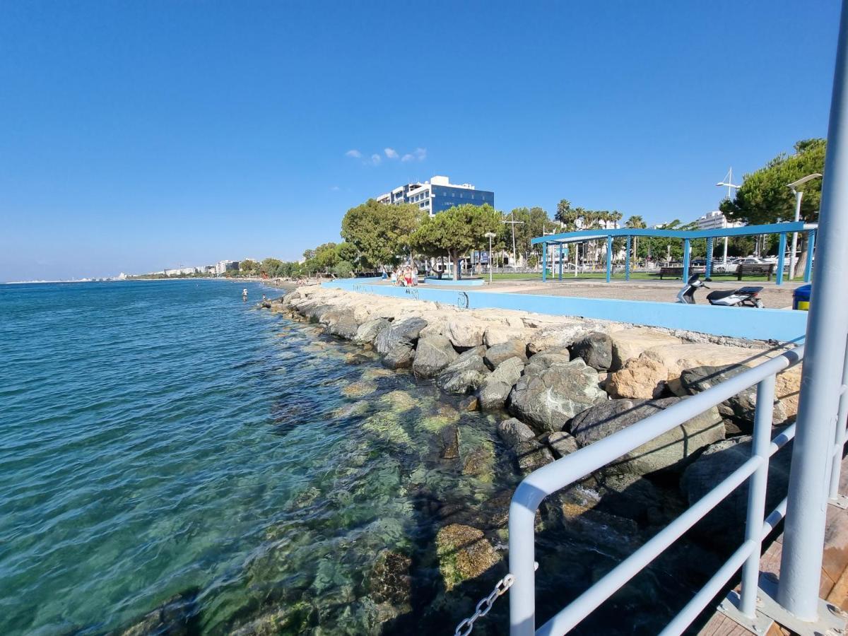 Kanika Beach Apartment Limassol Exteriör bild
